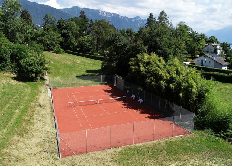 Domo Smashcourt Red Sand - Reference CH Clarens - Domo® Sports Grass