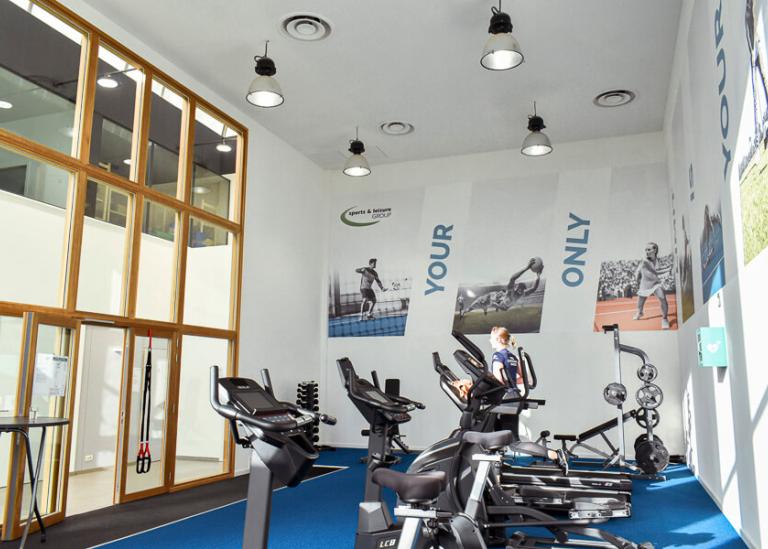 Exercise facilities for employees - Domo Sports Grass