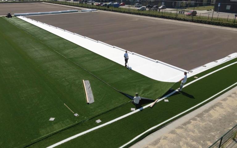 Servicio de instalación de canchas de fútbol sintético -  Domo Champion Ascari 5G - Domo Sports Grass